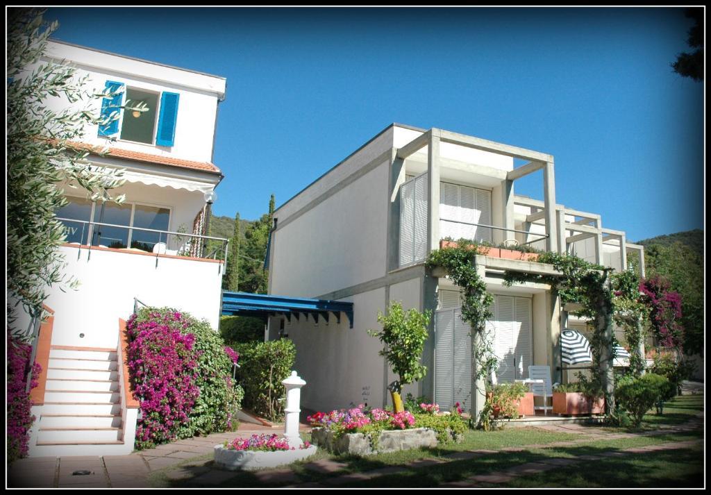 Hotel Viticcio Portoferraio Quarto foto